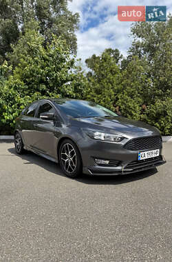 Хетчбек Ford Focus 2015 в Києві