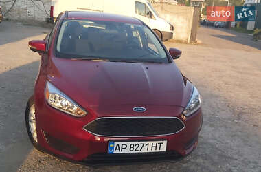 Седан Ford Focus 2015 в 