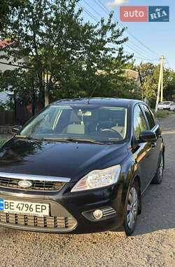 Хетчбек Ford Focus 2011 в Новому Бузі