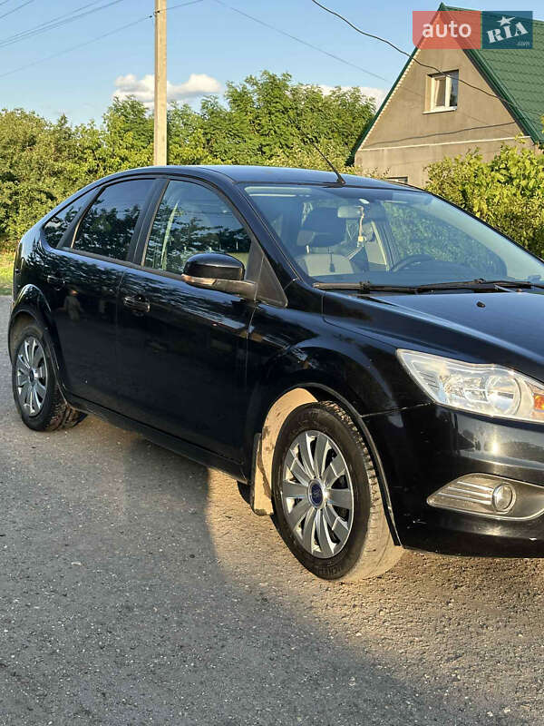 Хетчбек Ford Focus 2011 в Новому Бузі