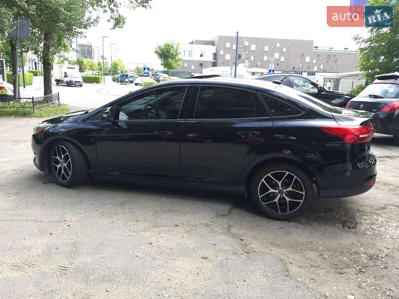 Седан Ford Focus 2017 в Києві