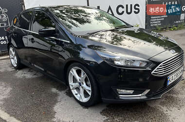 Хэтчбек Ford Focus 2015 в 