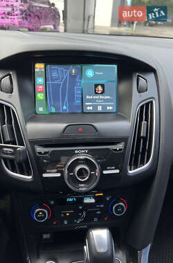 Хэтчбек Ford Focus 2015 в 
