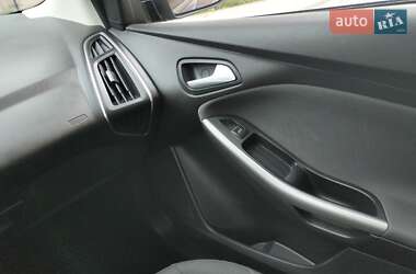 Универсал Ford Focus 2011 в 