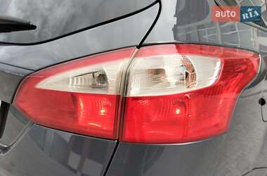 Универсал Ford Focus 2011 в 