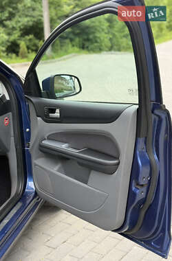 Универсал Ford Focus 2009 в 