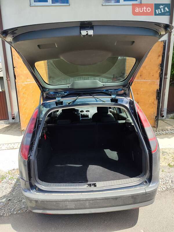 Универсал Ford Focus 2007 в Глыбокой