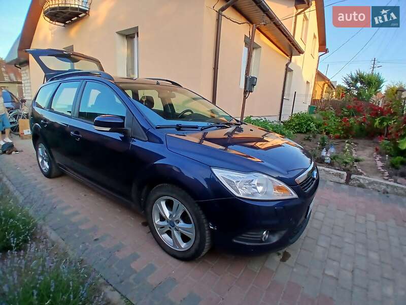 Универсал Ford Focus 2010 в Луцке