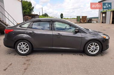 Седан Ford Focus 2016 в 