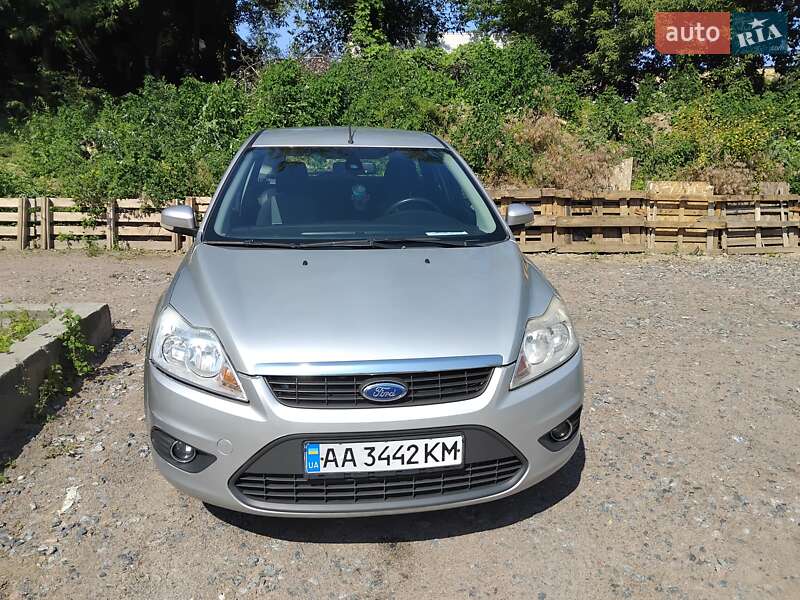 Универсал Ford Focus 2010 в 