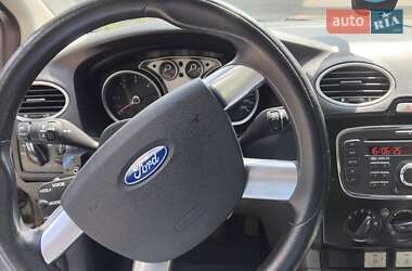 Универсал Ford Focus 2010 в 