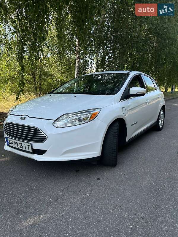 Хэтчбек Ford Focus 2014 в Запорожье
