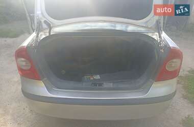 Седан Ford Focus 2006 в 