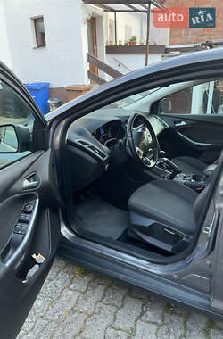 Универсал Ford Focus 2012 в 