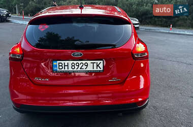 Хэтчбек Ford Focus 2016 в 
