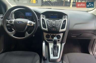 Седан Ford Focus 2013 в 
