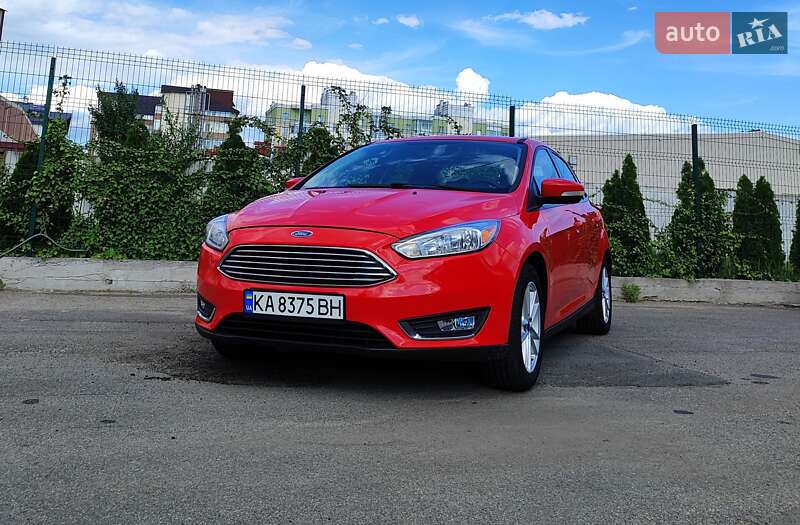Седан Ford Focus 2015 в Киеве фото 3 Седан Ford Focus 2015 в Киеве