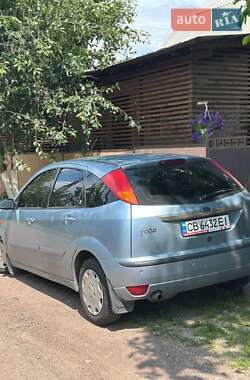 Хэтчбек Ford Focus 2004 в 