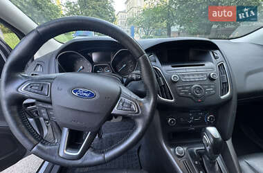 Седан Ford Focus 2016 в 