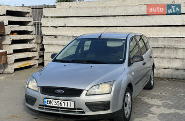 Универсал Ford Focus 2005 в Сарнах