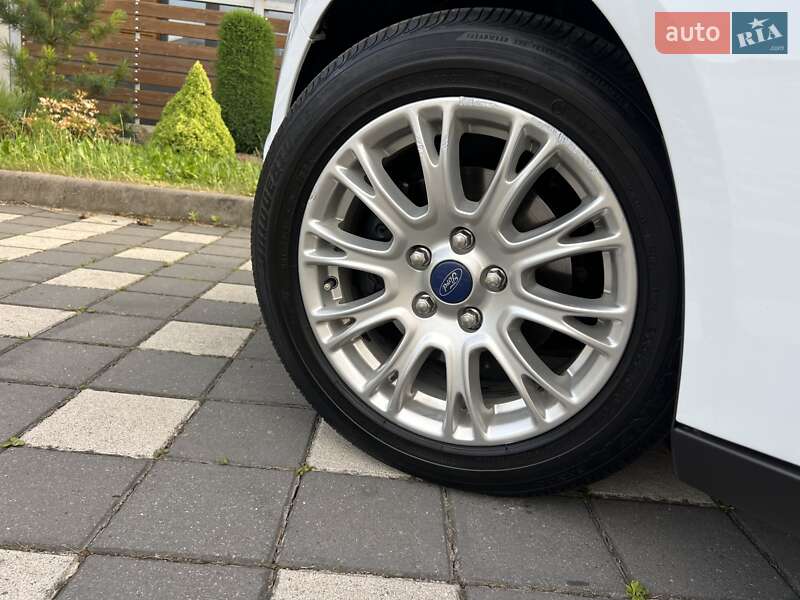 Хетчбек Ford Focus 2014 в Стрию