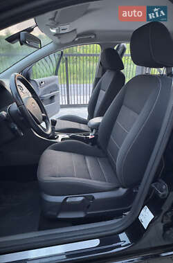 Универсал Ford Focus 2010 в 