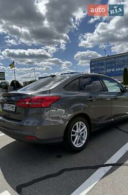 Седан Ford Focus 2017 в 