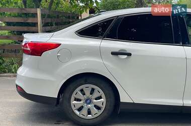 Седан Ford Focus 2016 в 