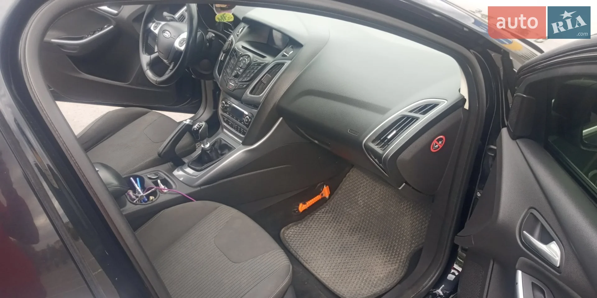 2013 Ford Focus - мініатюра 9