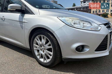 Универсал Ford Focus 2012 в 