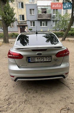 Седан Ford Focus 2016 в 