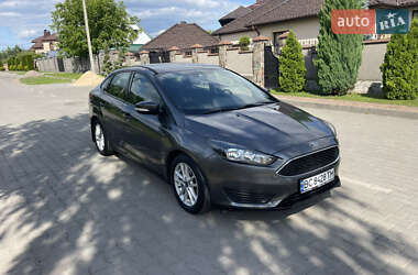 Седан Ford Focus 2015 в 