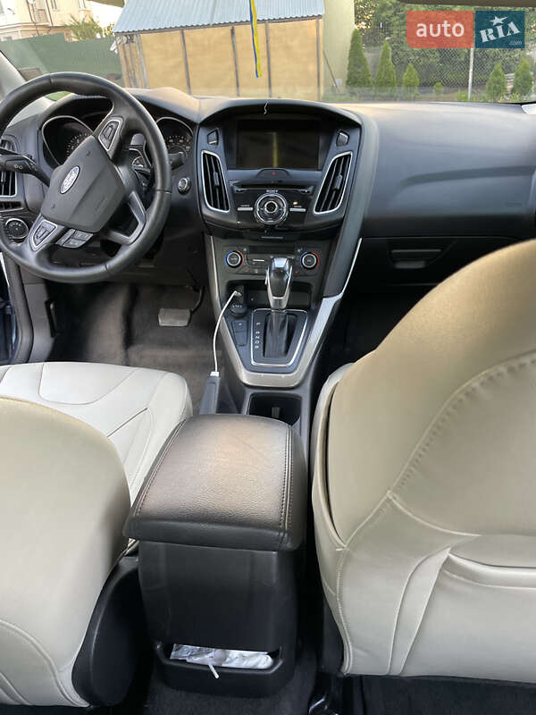 Седан Ford Focus 2018 в Львове