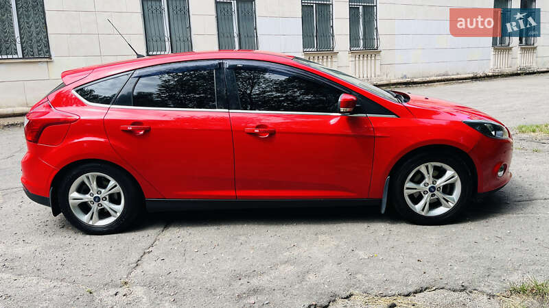 Хэтчбек Ford Focus 2012 в Львове