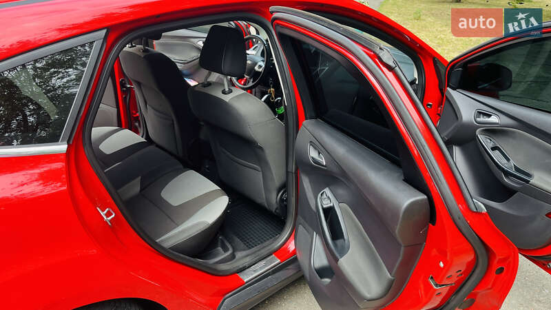 Хэтчбек Ford Focus 2012 в Львове
