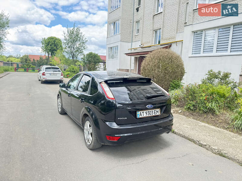 Хетчбек Ford Focus 2009 в Вигоді