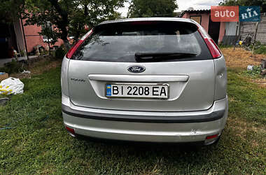Хэтчбек Ford Focus 2006 в 