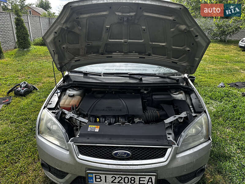 Хэтчбек Ford Focus 2006 в Полтаве