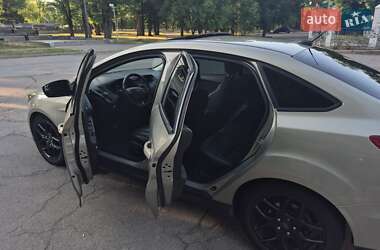 Седан Ford Focus 2016 в 