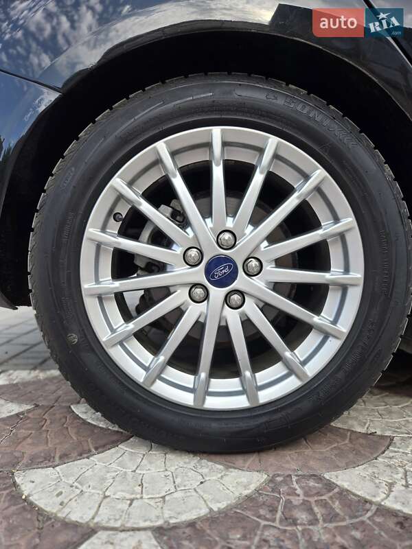 Хэтчбек Ford Focus 2012 в Одессе