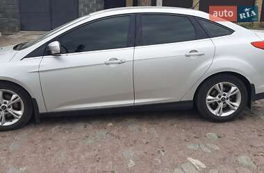 Седан Ford Focus 2013 в 