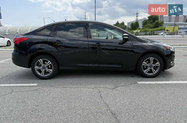 Седан Ford Focus 2017 в 