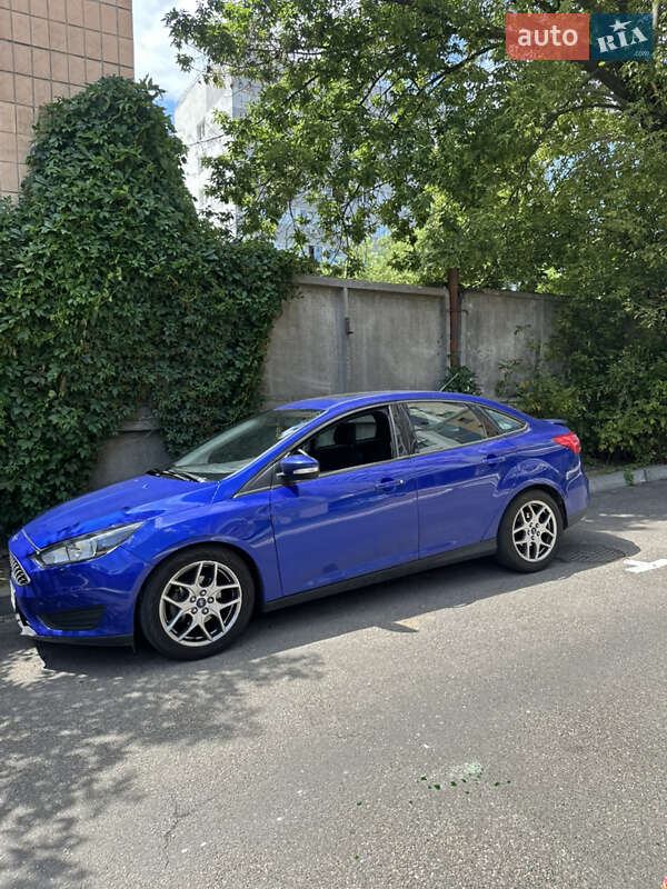 Седан Ford Focus 2015 в Киеве