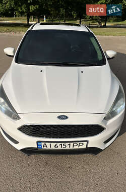 Хэтчбек Ford Focus 2016 в 