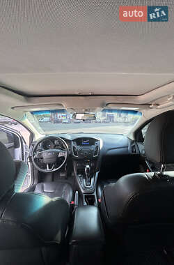 Хэтчбек Ford Focus 2016 в 