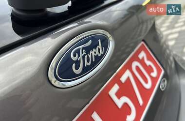 Хэтчбек Ford Focus 2016 в 
