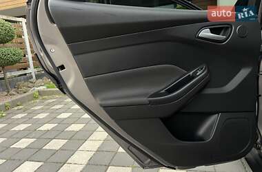 Хэтчбек Ford Focus 2016 в 