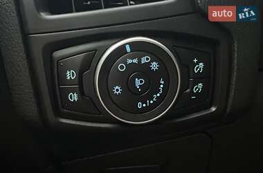 Хэтчбек Ford Focus 2016 в 
