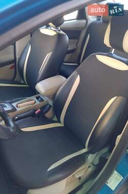 Седан Ford Focus 2013 в 