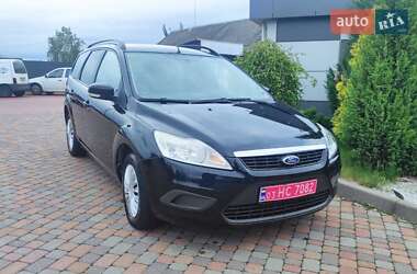 Универсал Ford Focus 2009 в Сарнах